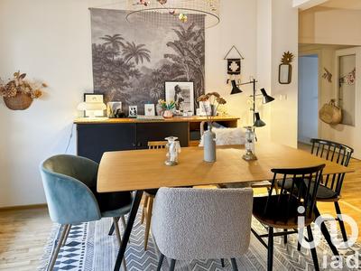 Appartement - 120 m² - 5 pièces