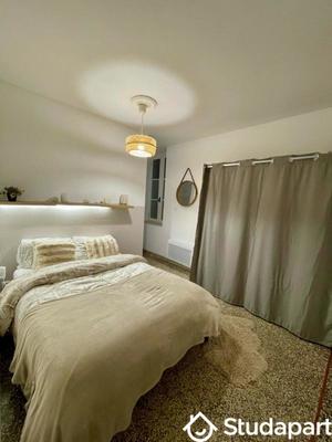 Chambre - 12 m² - 1 pièce