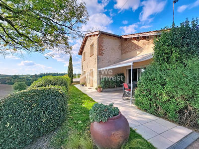 Maison ancienne - 374 m² - 14 pièces