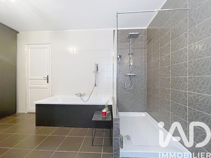 Maison - 155 m² - 5 pièces