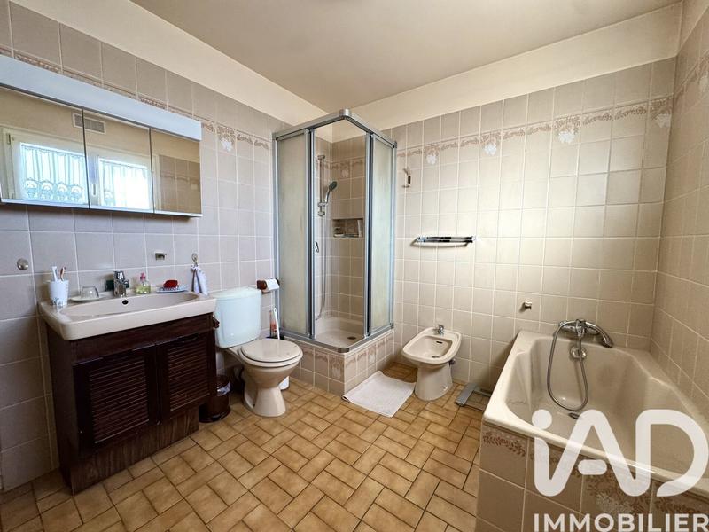 Maison - 84 m² - 5 pièces