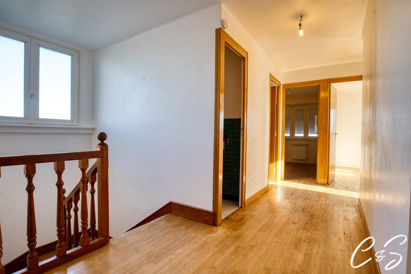 Maison ancienne - 155 m² - 7 pièces