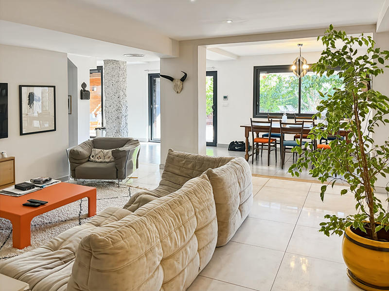 Appartement - 127 m² - 5 pièces