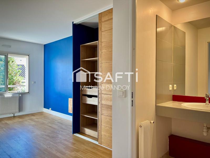 Appartement - 100 m² - 4 pièces