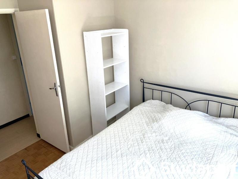 Chambre - 9 m² - 1 pièce