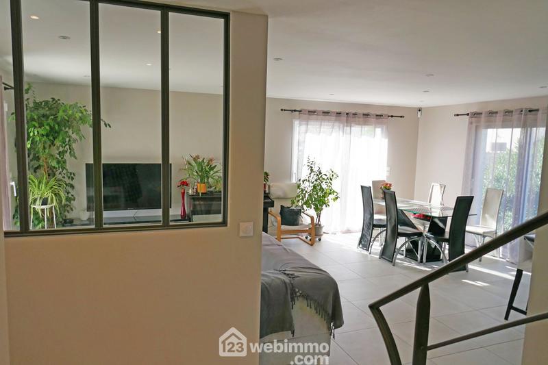 Villa - 100 m² - 4 pièces