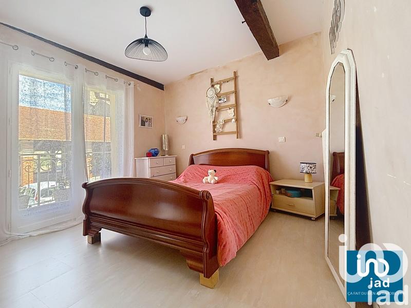 Maison - 176 m² - 8 pièces