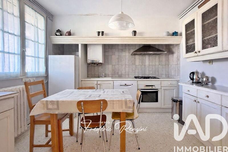 Maison - 100 m² - 5 pièces