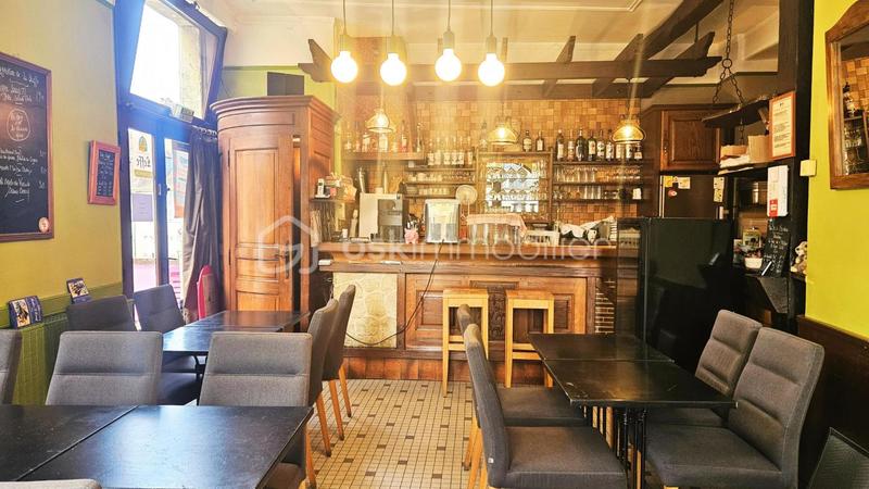 Bureau - 147 m² - 10 pièces