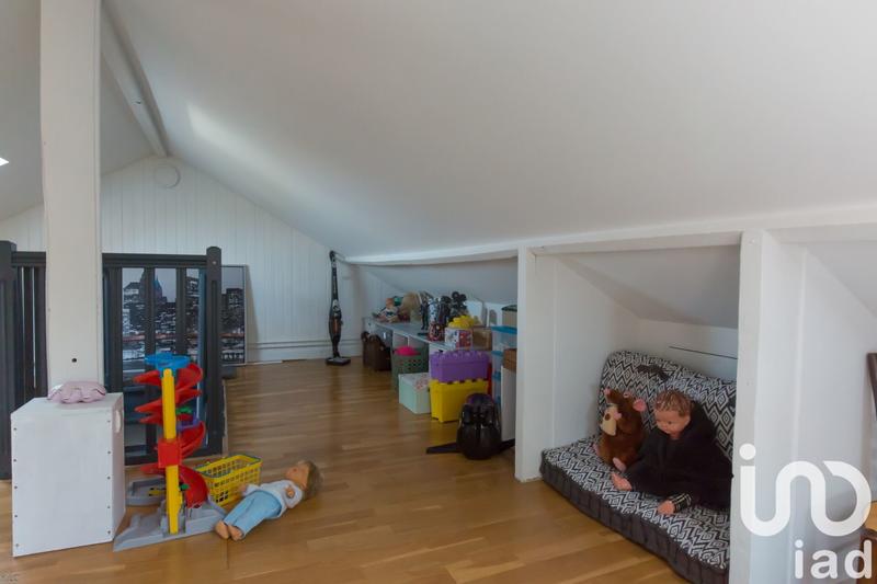 Maison - 150 m² - 7 pièces