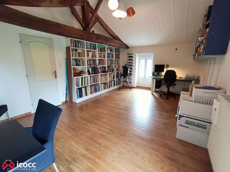 Propriété - 217 m² - 10 pièces