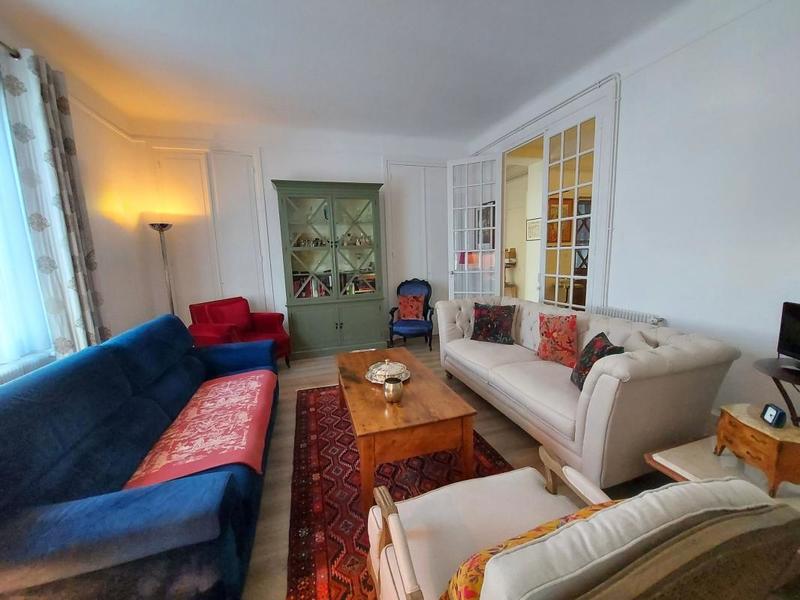 Appartement - 143 m² - 4 pièces