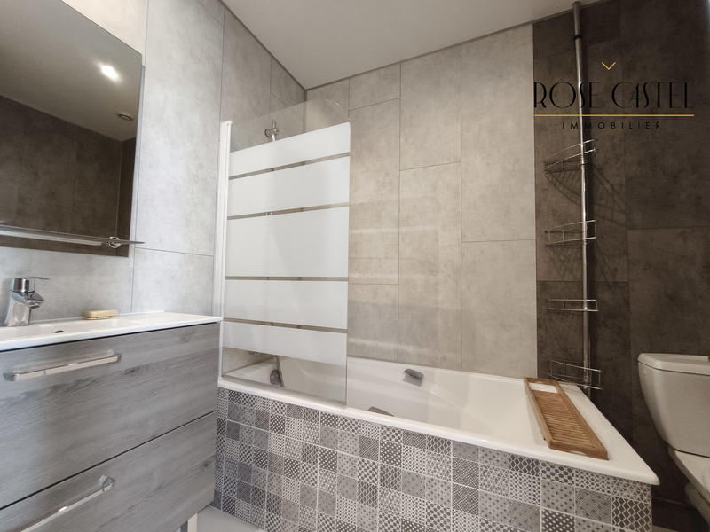 Maison ancienne - 204 m² - 8 pièces