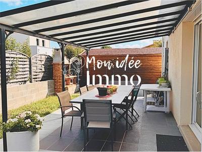 Maison - 95 m² - 5 pièces