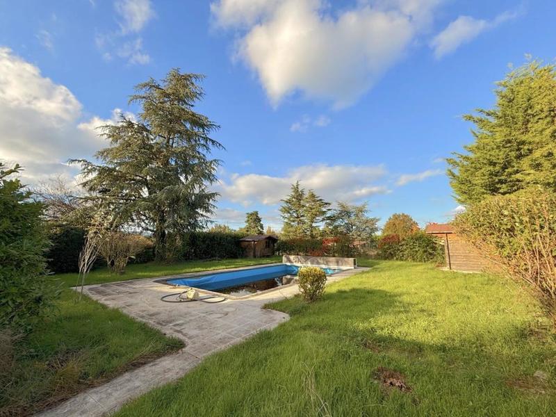 Villa - 168 m² - 7 pièces