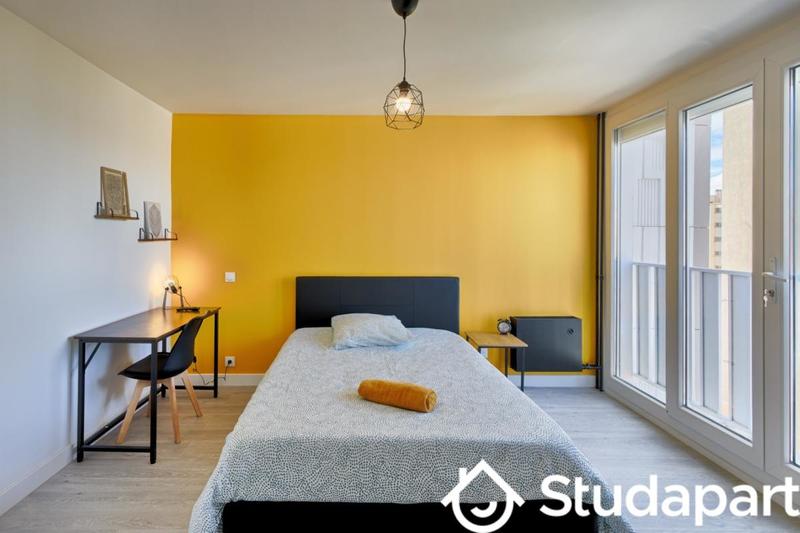 Chambre - 10 m² - 1 pièce