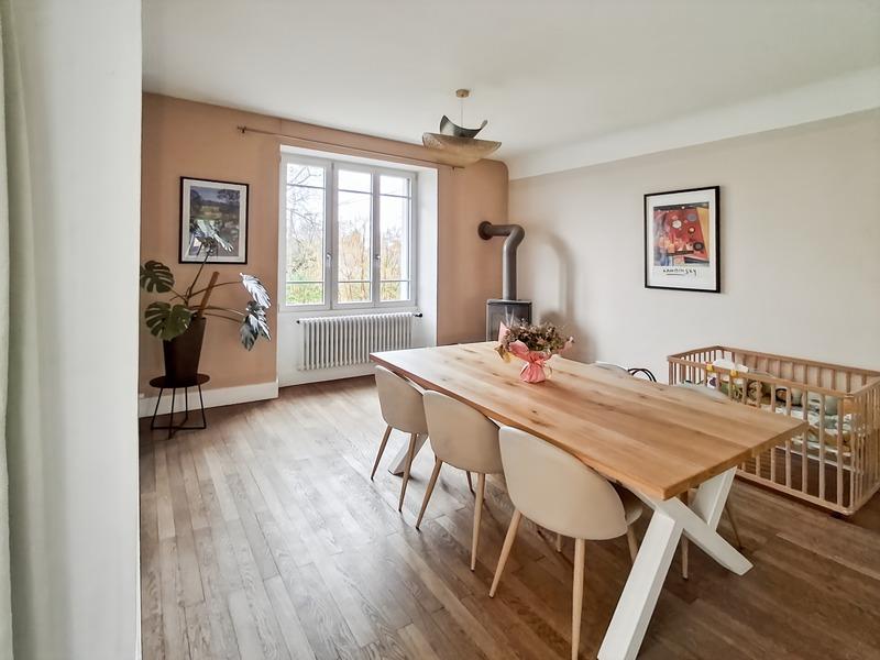 Maison - 185 m² - 7 pièces