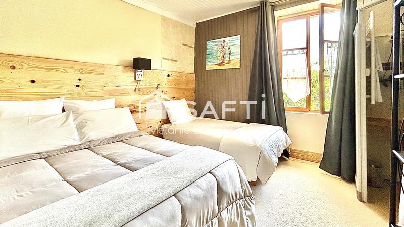 Maison - 264 m² - 10 pièces