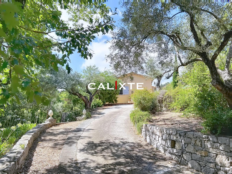 Villa - 270 m² - 8 pièces