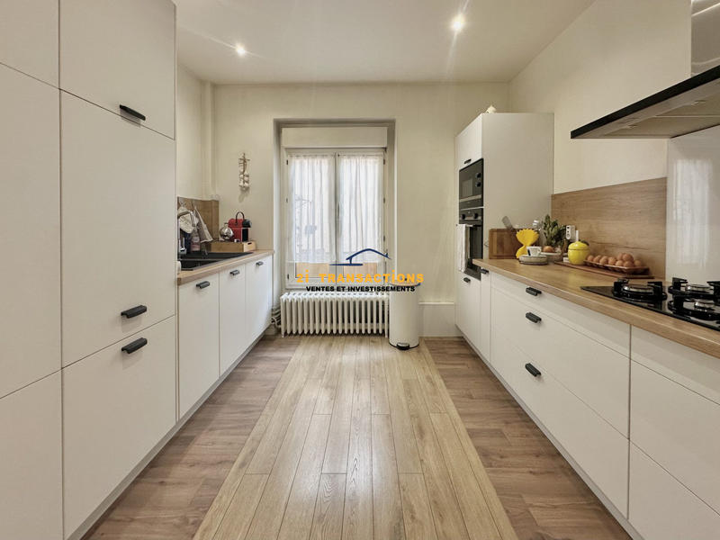 Appartement - 94 m² - 3 pièces