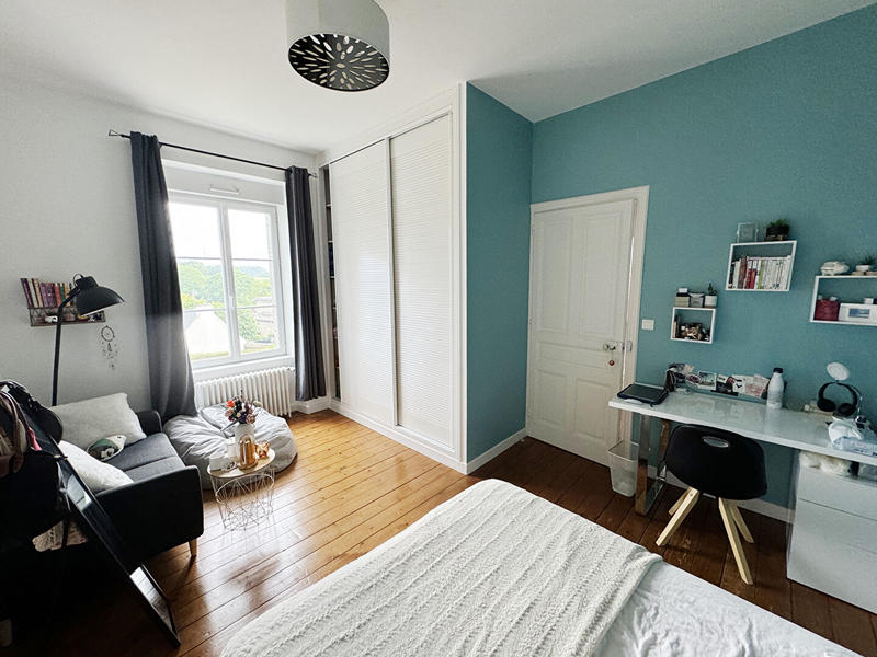 Maison - 159 m² - 6 pièces