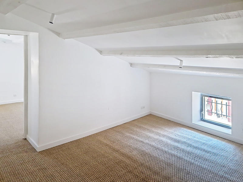 Maison - 186 m² - 5 pièces