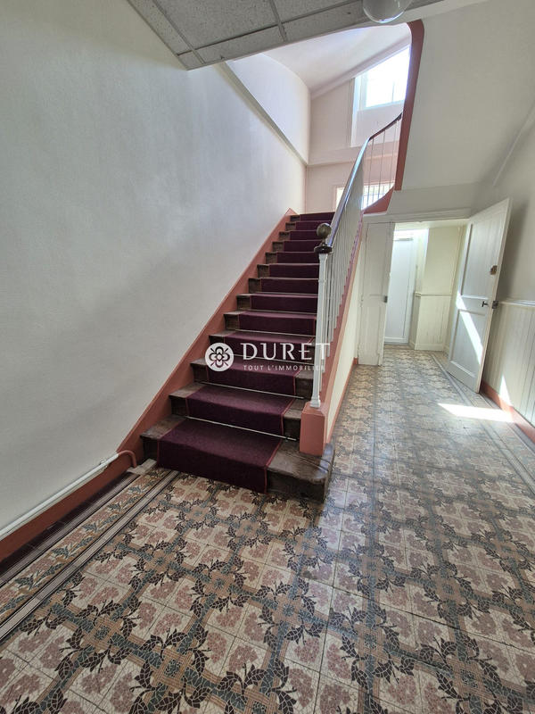 Appartement - 95 m² - 3 pièces