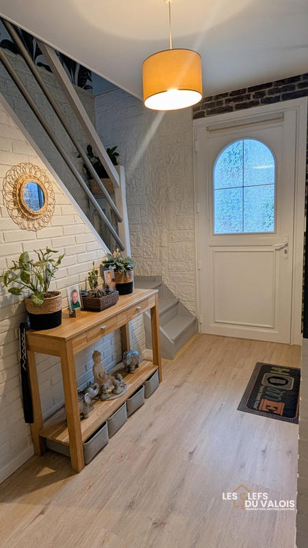 Maison - 98 m² - 4 pièces