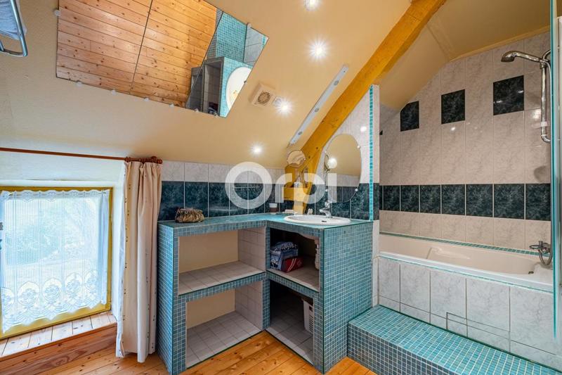 Propriété - 361 m² - 10 pièces