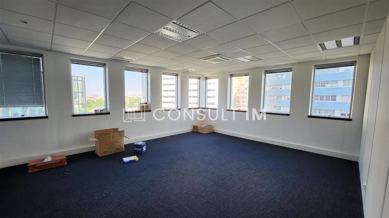 Bureau - 370 m²