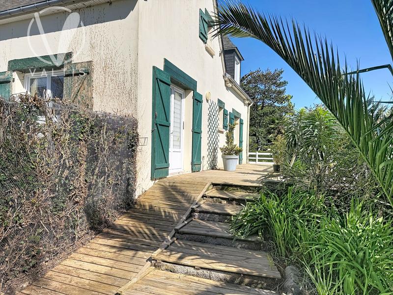 Maison traditionnelle - 112 m² - 6 pièces