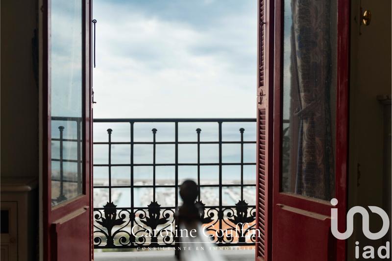 Maison - 500 m² - 15 pièces