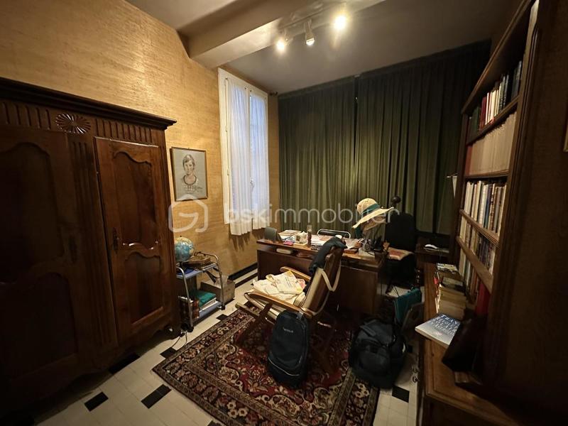 Maison de ville - 200 m² - 7 pièces