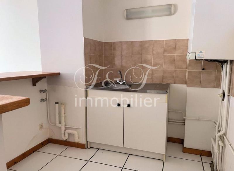 Studio - 57 m² - 1 pièce