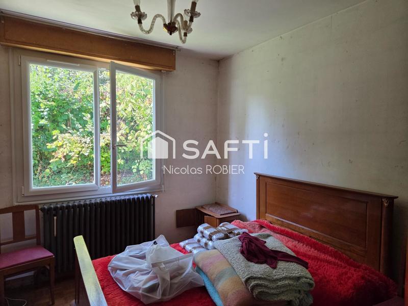 Maison - 96 m² - 5 pièces