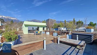 Duplex - 122 m² - 5 pièces