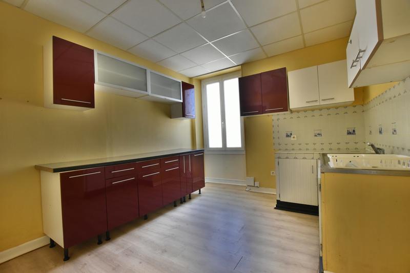 Appartement - 91 m² - 4 pièces