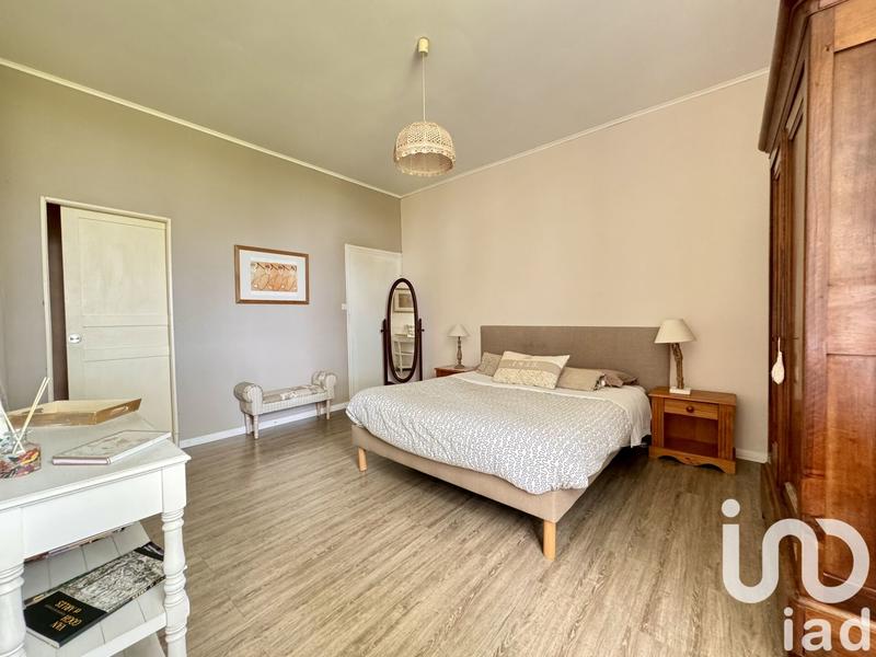 Maison - 322 m² - 9 pièces