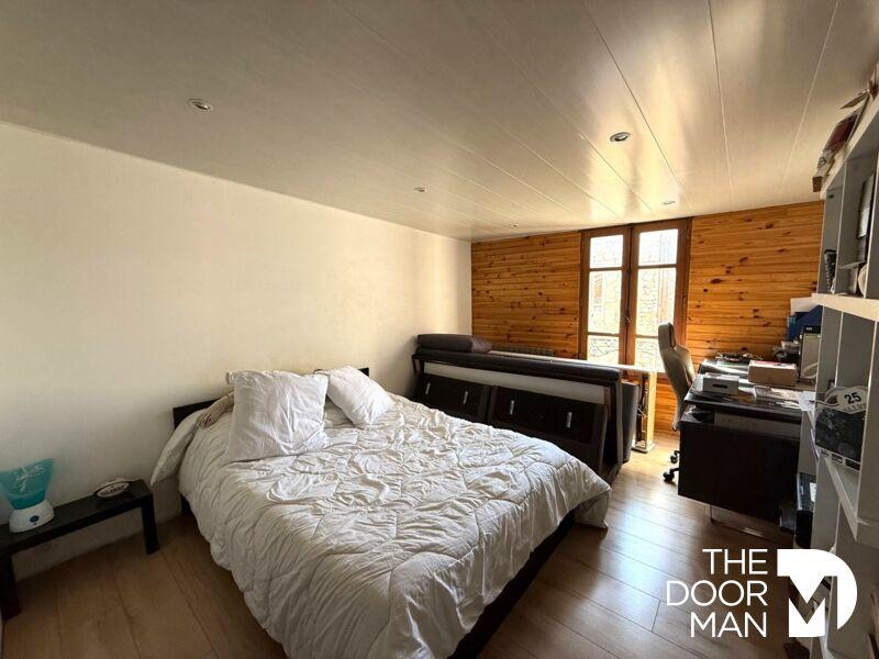 Maison - 160 m² - 5 pièces