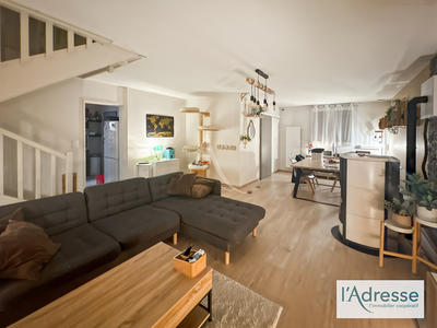 Maison - 80 m² - 4 pièces