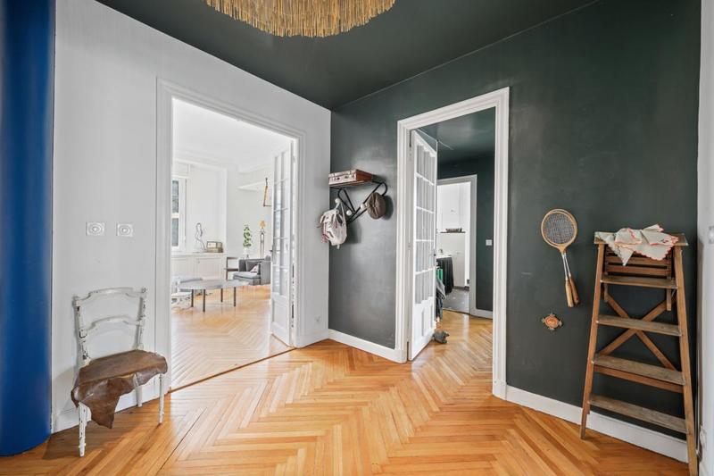 Appartement bourgeois - 125 m² - 5 pièces