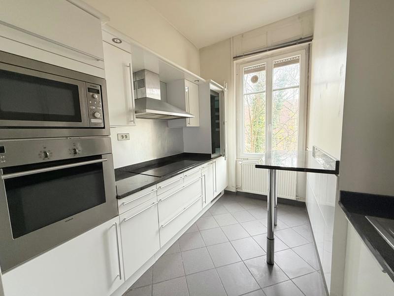 Appartement - 150 m² - 6 pièces