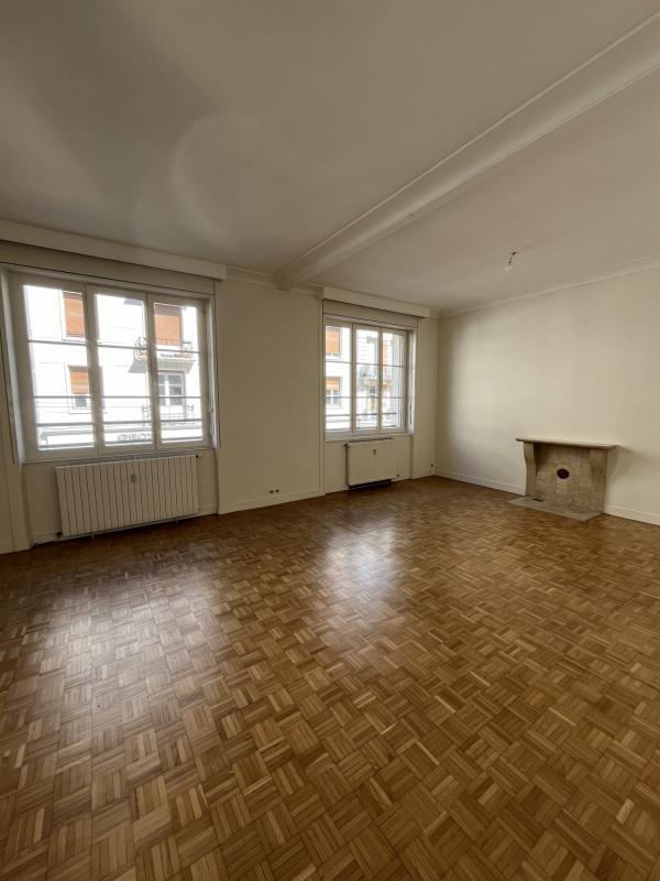 Appartement - 95 m² - 3 pièces