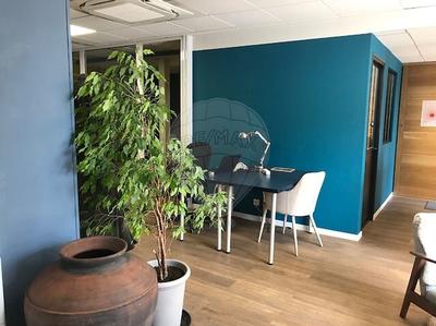 Local commercial - 260 m² - 10 pièces