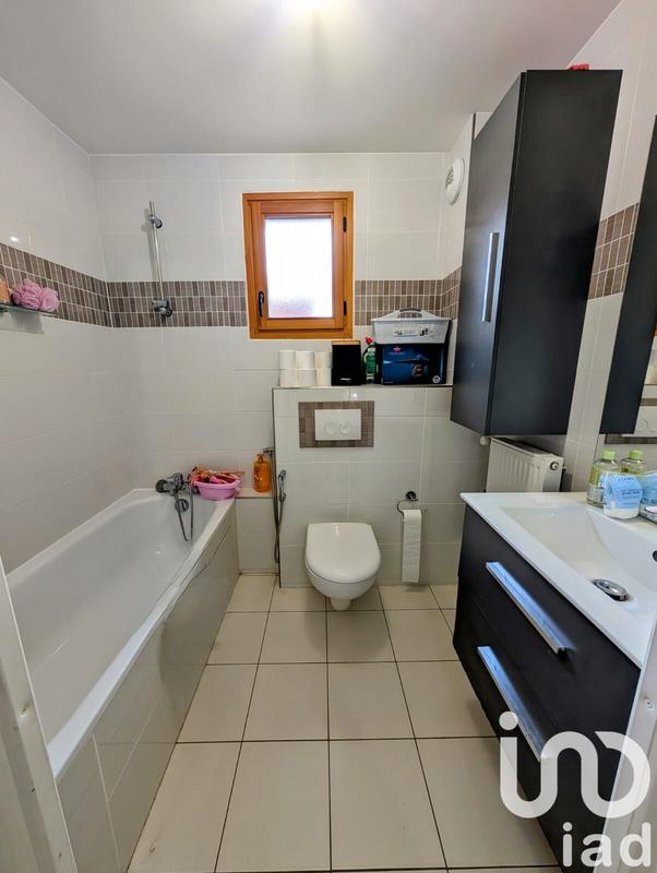 Maison - 95 m² - 6 pièces