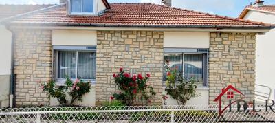 Maison - 93 m² - 5 pièces