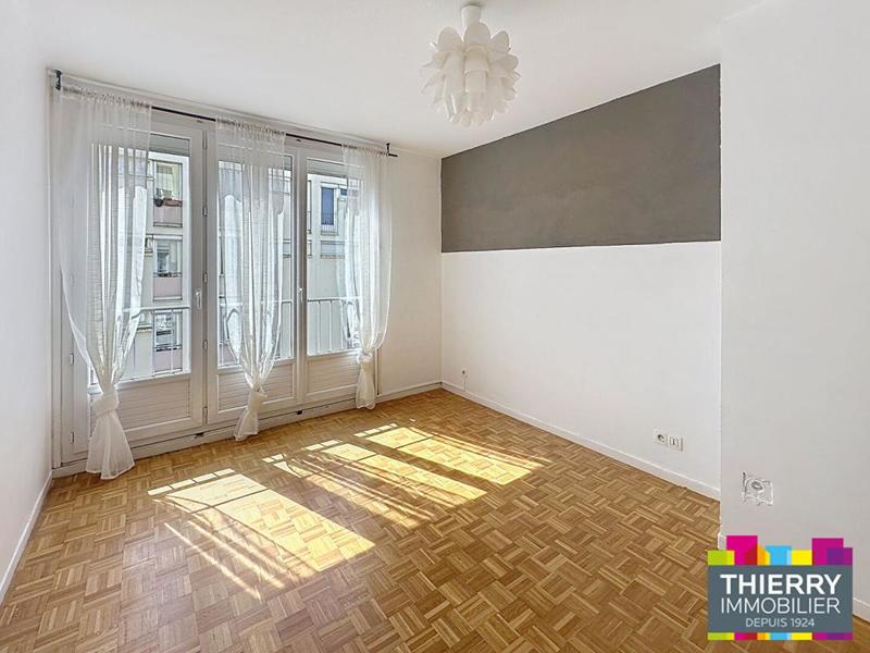 Appartement - 81 m² - 4 pièces