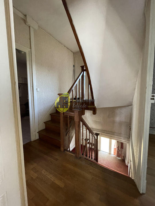 Maison - 86 m² - 5 pièces