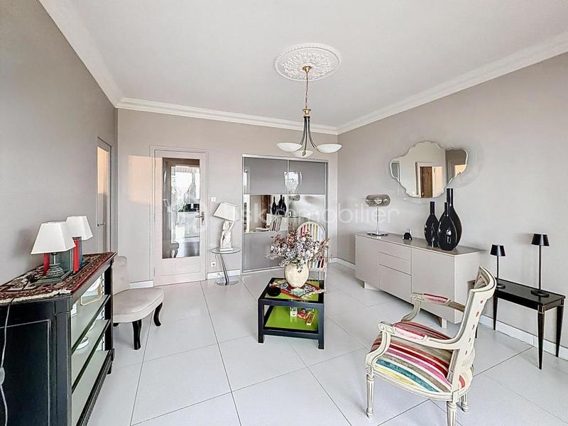 Maison - 175 m² - 7 pièces