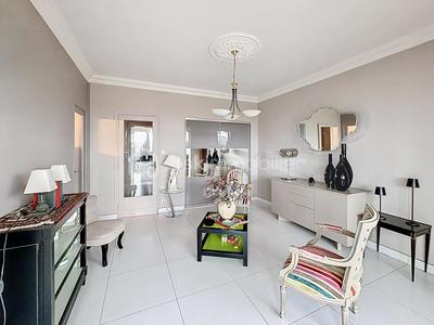 Maison - 175 m² - 7 pièces